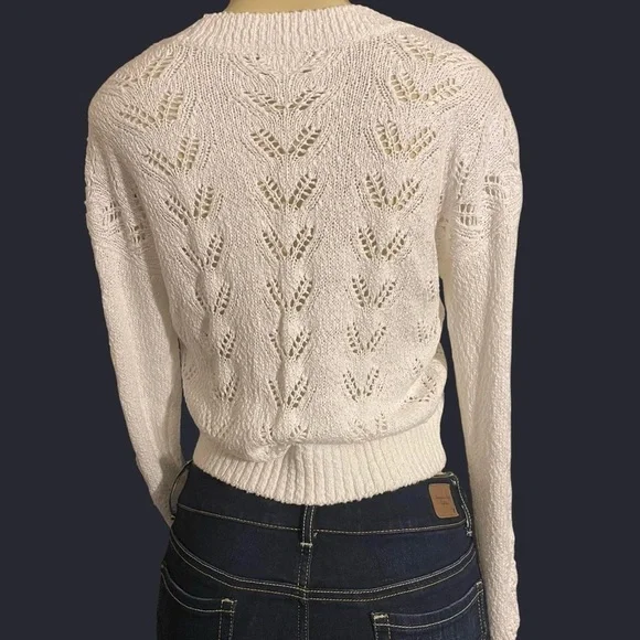 Abercrombie - Picture 2 of 6